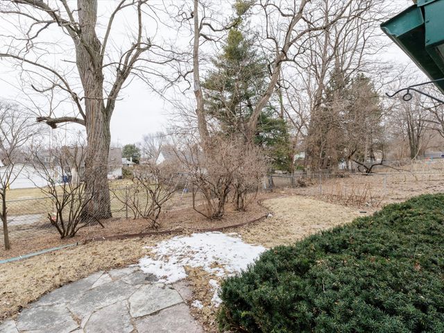 2700 Hubbell Avenue, Des Moines, IA 50317