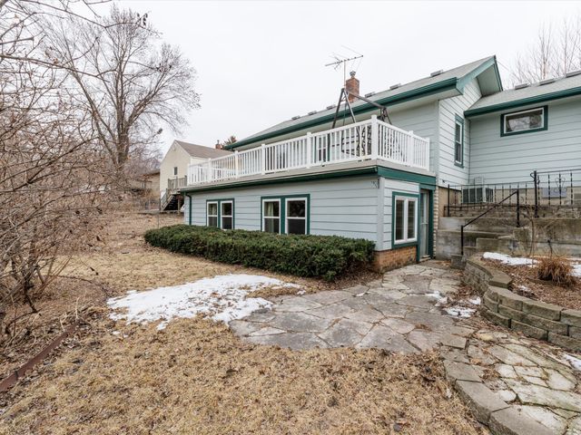 2700 Hubbell Avenue, Des Moines, IA 50317