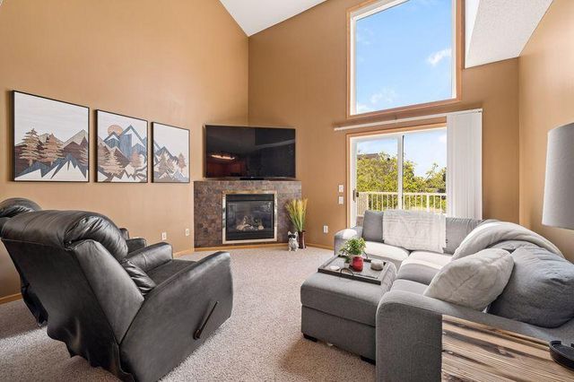 3867 Abercrombie Lane, Stillwater, MN 55082