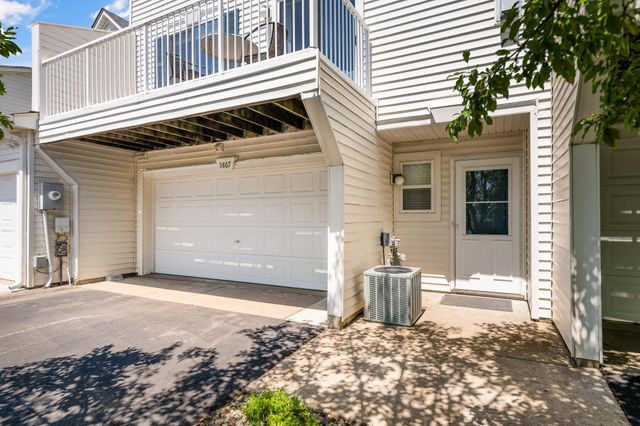 3867 Abercrombie Lane, Stillwater, MN 55082