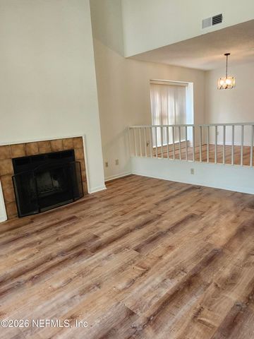 2706 WOOD HILL Drive 2706, Jacksonville, FL 32256