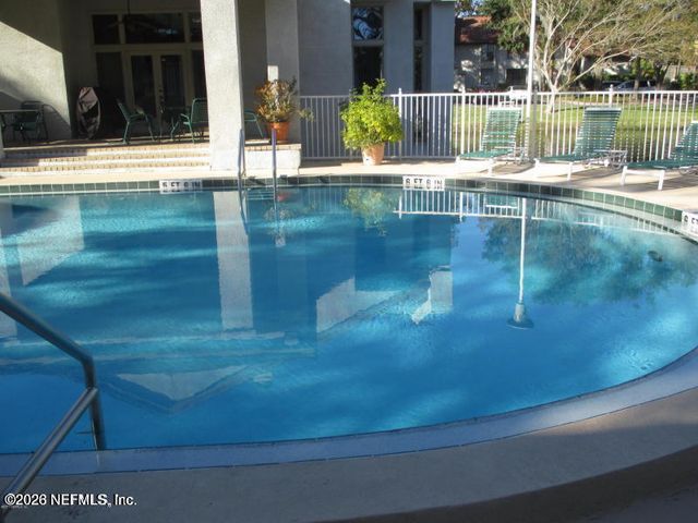 2706 WOOD HILL Drive 2706, Jacksonville, FL 32256