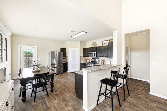 190 Cherry Blossom DR, Kyle, TX 78640