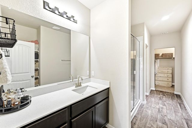 190 Cherry Blossom DR, Kyle, TX 78640