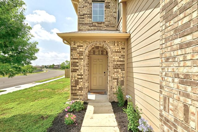 190 Cherry Blossom DR, Kyle, TX 78640