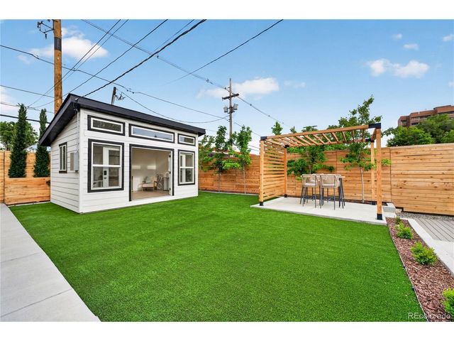 1528 Harrison St, Denver, CO 80206