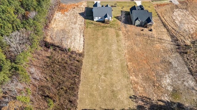 65 Livingston Lane, Zebulon, NC 27597