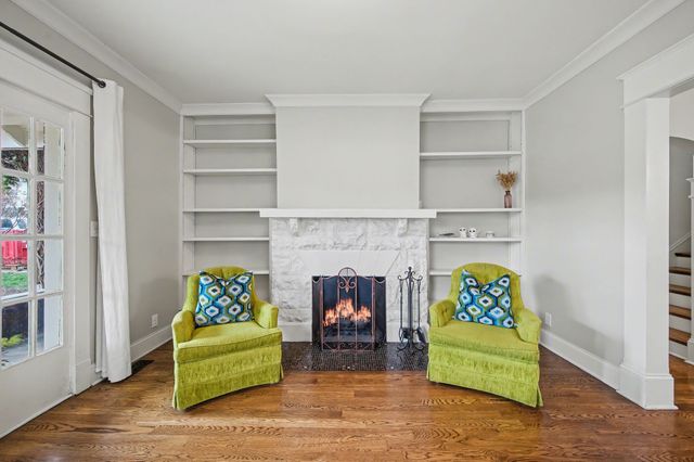 1010 Acklen Ave, Nashville, TN 37203