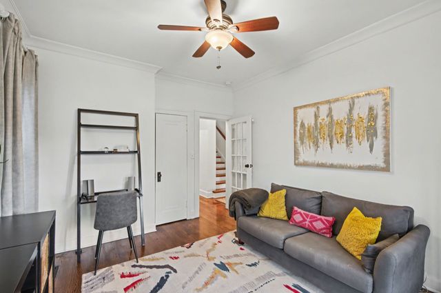 1010 Acklen Ave, Nashville, TN 37203