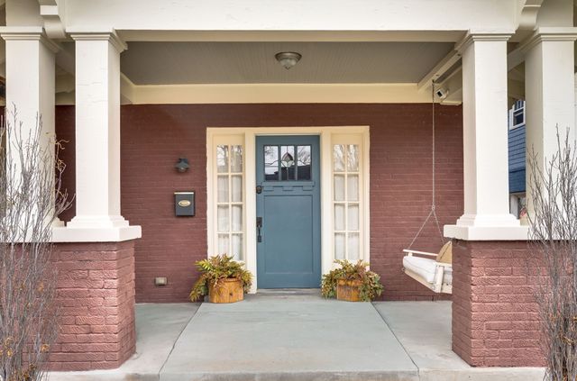 1010 Acklen Ave, Nashville, TN 37203