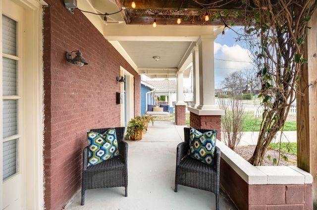 1010 Acklen Ave, Nashville, TN 37203