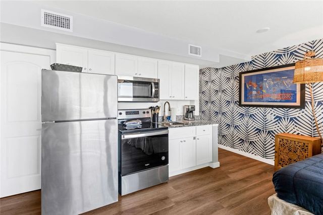 800 Sandcastle Dr 502, Port Aransas, TX 78373