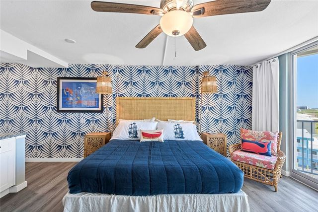 800 Sandcastle Dr 502, Port Aransas, TX 78373