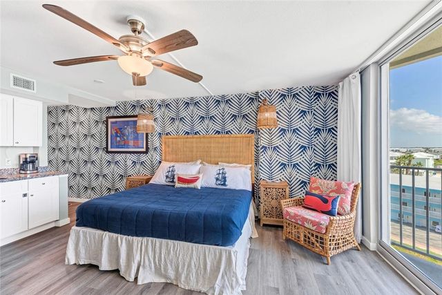 800 Sandcastle Dr 502, Port Aransas, TX 78373