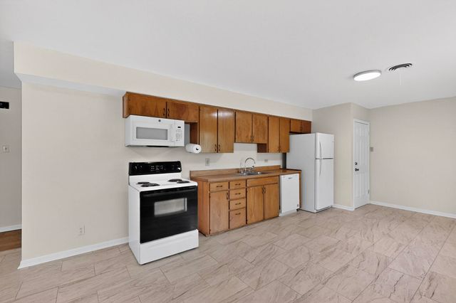 1705 E Hilton Street, Sherman, TX 75090