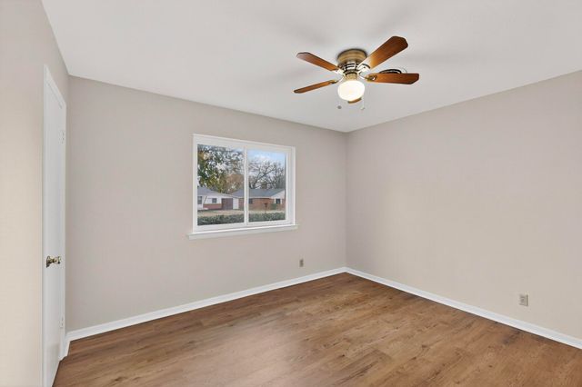 1705 E Hilton Street, Sherman, TX 75090