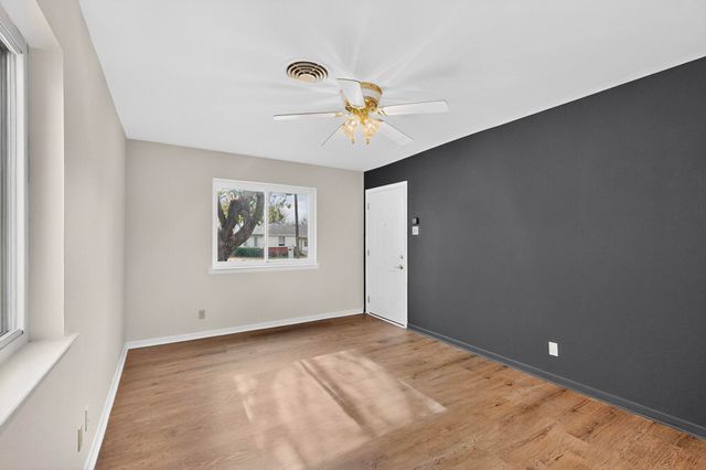 1705 E Hilton Street, Sherman, TX 75090