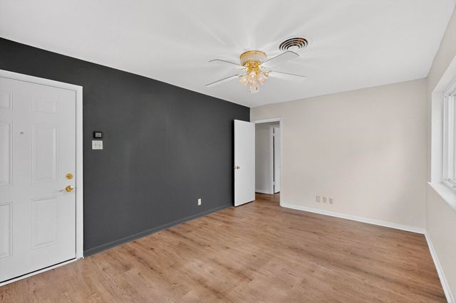 1705 E Hilton Street, Sherman, TX 75090