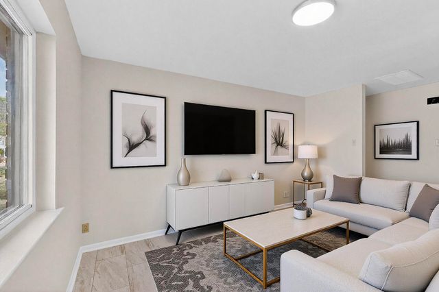 1705 E Hilton Street, Sherman, TX 75090