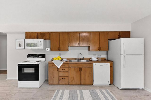 1705 E Hilton Street, Sherman, TX 75090