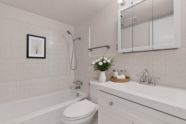 1705 E Hilton Street, Sherman, TX 75090