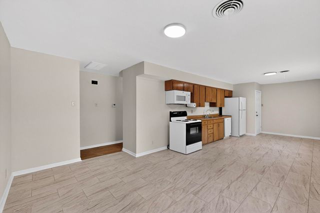 1705 E Hilton Street, Sherman, TX 75090