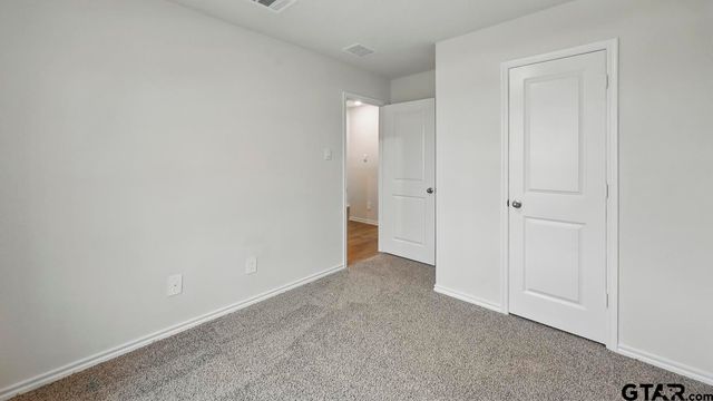 5004 Shumard Drive, Lindale, TX 75706