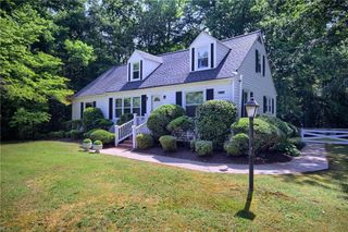 8579 Farys Mill RD, Gloucester, VA 23061