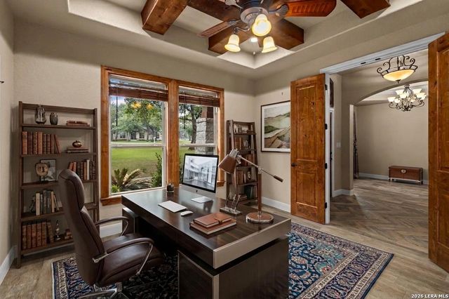 172 Bobby Lynn, Adkins, TX 78101
