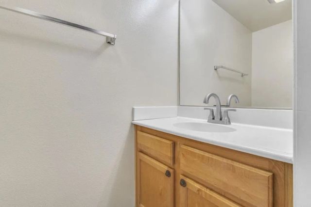 453 Graves Ave 5, El Cajon, CA 92020