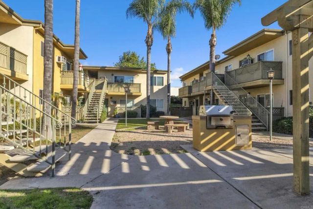 453 Graves Ave 5, El Cajon, CA 92020