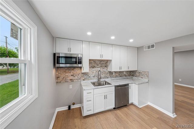 64 Curwood Court, Tonawanda, NY 14150