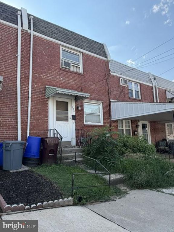 308 E RAMBO ST, BRIDGEPORT, PA 19405 — exterior