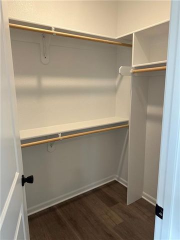 1302 NE Sequoia Court, Oak Grove, MO 64075