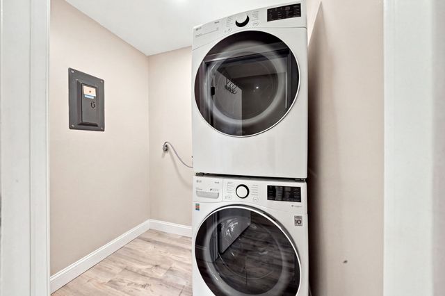 500 Water St A7, Haverhill, MA 01830