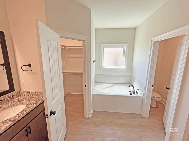 11285 Kingsland Drive, Daphne, AL 36526