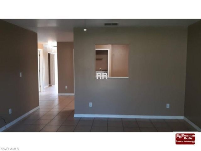 1231 SE 8th TER, Cape Coral, FL 33990