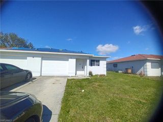 1231 SE 8th TER, Cape Coral, FL 33990