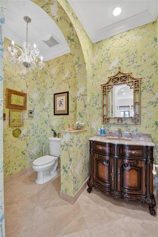 678 Hermitage Cir, Palm Beach Gardens, FL 33410