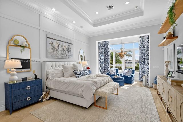 678 Hermitage Cir, Palm Beach Gardens, FL 33410