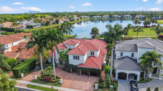 678 Hermitage Cir, Palm Beach Gardens, FL 33410