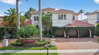 678 Hermitage Cir, Palm Beach Gardens, FL 33410