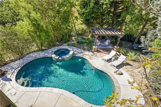 980 Bluebird Canyon, Laguna Beach, CA 92651
