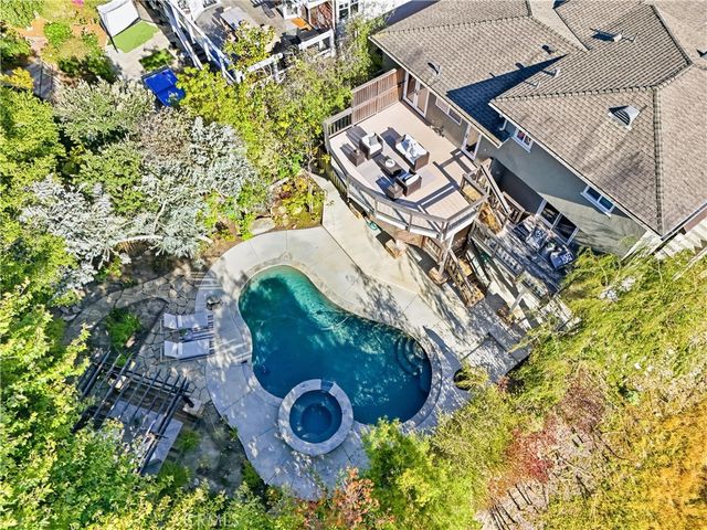 980 Bluebird Canyon, Laguna Beach, CA 92651