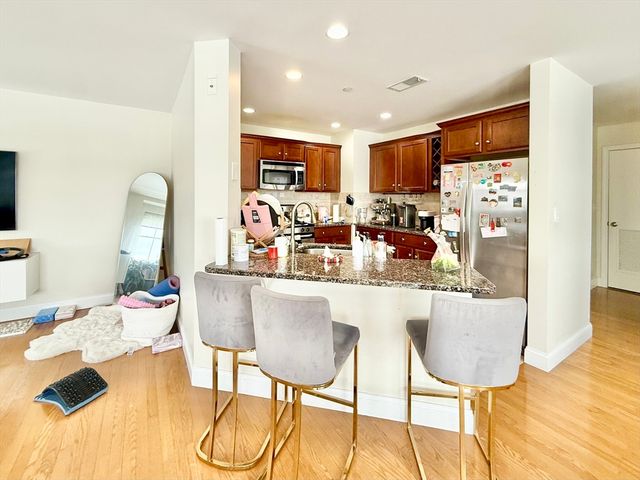 120 Wyllis Ave 409, Everett, MA 02149