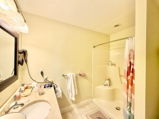 120 Wyllis Ave 409, Everett, MA 02149