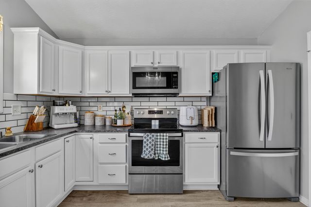 3085 River Run Trail, Lexington, KY 40511