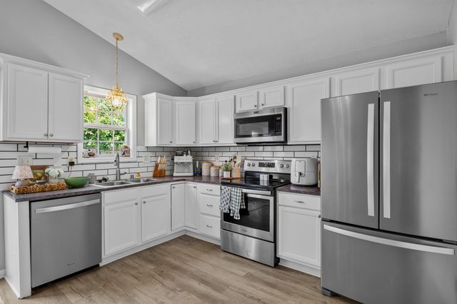 3085 River Run Trail, Lexington, KY 40511