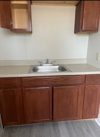118 Quincy St, Springfield, MA 01109