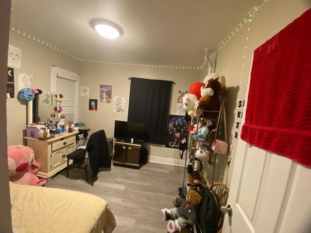 118 Quincy St, Springfield, MA 01109
